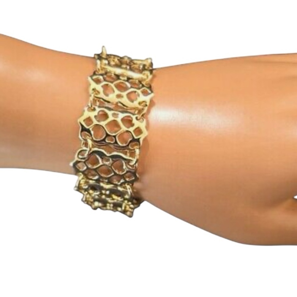 Apt.9 Bracelet Gold Tone Open Filigree Link Magnetic Closure with Safety Chain